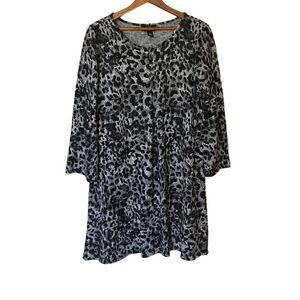 AGB Scoop Neck Knee Length Dress
